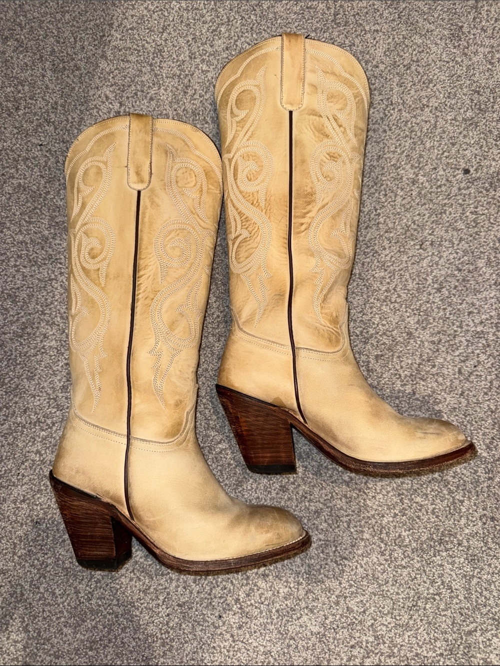 Lucchese Cream Leather Embroidered Heeled Western Boots